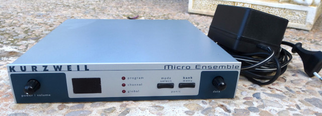 Kurzweil ME-1 Microensemble. MIDI Synthesizer Expander (PC2)