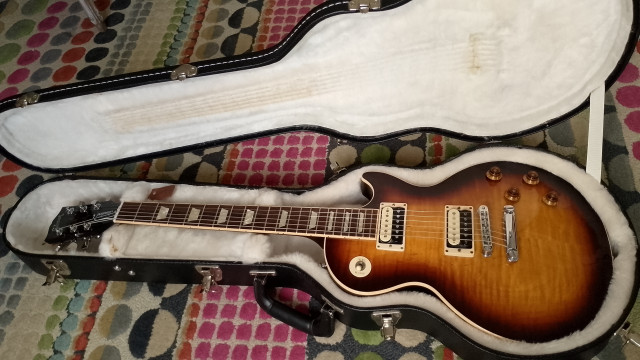 Gibson les paul Standard Plus 2011