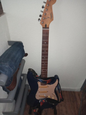 Vendo Stratocaster Squier Koreana del 97