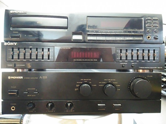 Amplificador Pioneer A-333 + EQ Sony 7 bandas