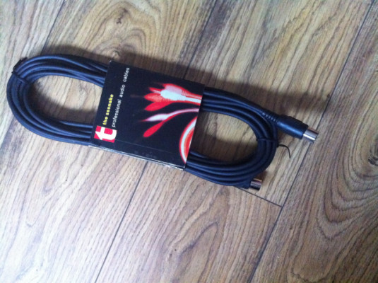 Cable MIDI 7,5 m