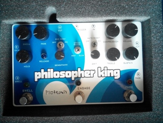 PIGTRONIX philosopher King (ADSR pedal)