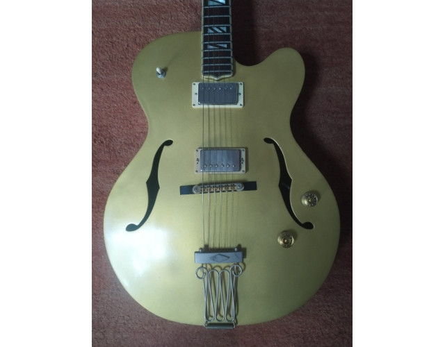 Guitarra jazz Washburn J-6 Montgomery