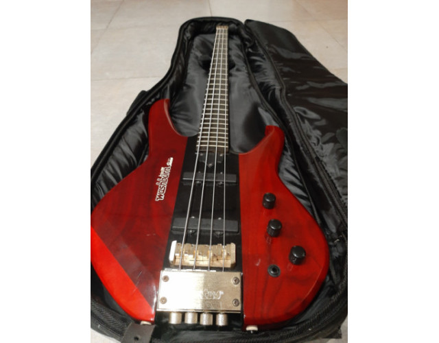 Bajo Washburn Status series 1000