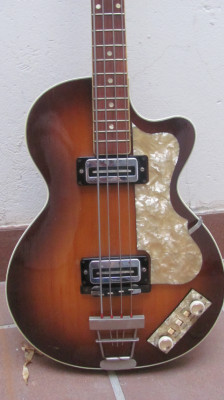 1967 Höfner Club 500/2 Bass