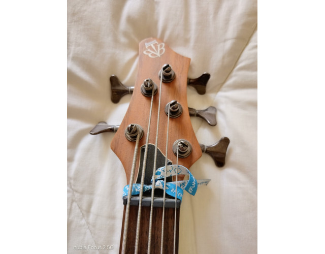 Ibanez BTB 675 NTF