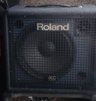 Roland kc150