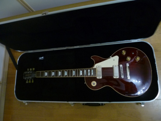 Gibson Les Paul Deluxe  Red Wine