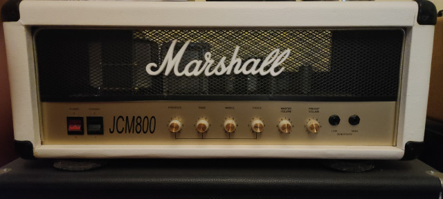 MARSHALL JCM 800 50W original de los 80.