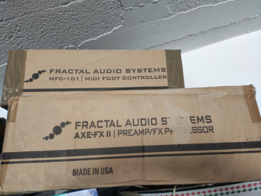 Fractal audio Axe fx2 XL+ y mfc101 mk3 Flightcase profesional