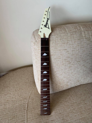 Ibanez Universe NOS UV7PWH Neck