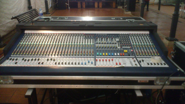 Mesa de sonido Soundcraft MH2