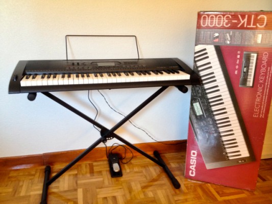 Piano CASIO CTK - 3000