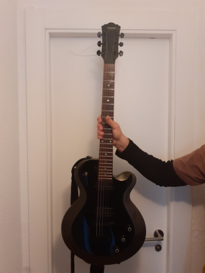 Guitarra eléctrica Yamaha AES720