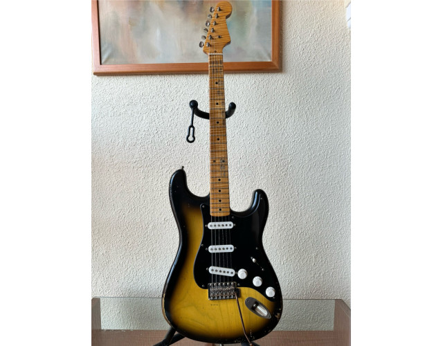 Vendo Mjt Stratocaster