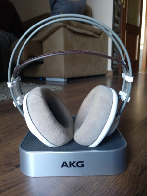 Auriculares AKG k701