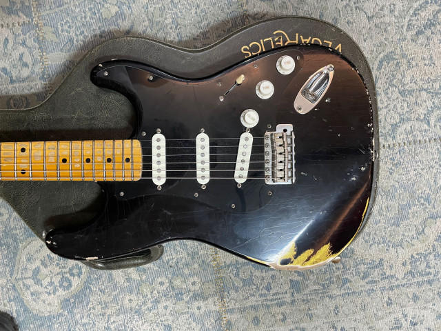 VEGARELICS STRATOCASTER