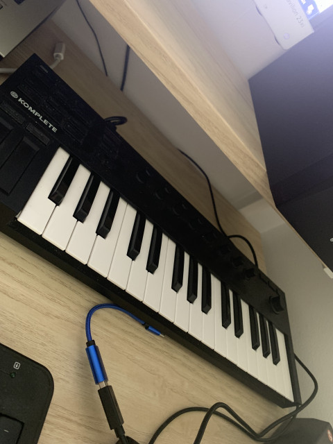 Ni komplete Kontrol M32 teclado midi