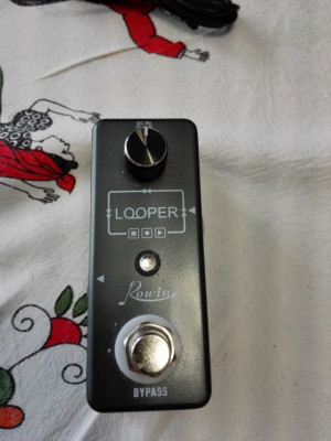 Rowin Looper pedal 30eur