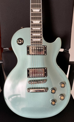 Por Semi-hollow Epiphone inspired by Gibson Les Paul Modern