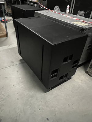 Equipo de sonido Line Array Db Technologies