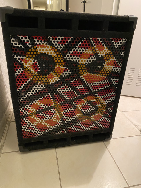 Pantalla markbass 4x10