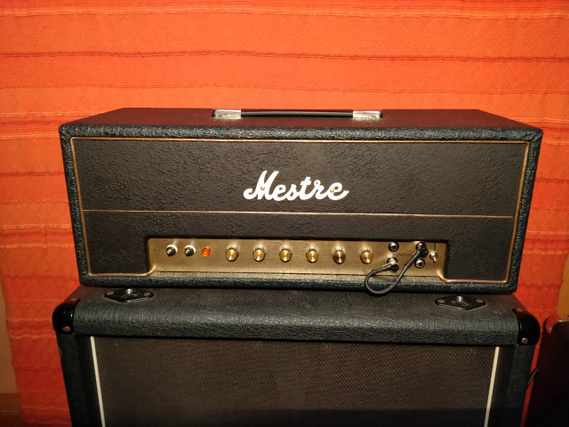 Cabezal tipo Marshall Plexi / 18W (semi-boutique) con muchas mods / extras.