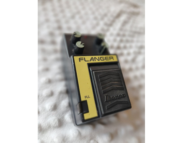 Pedal IBANEZ FLL Flanger, años 80
