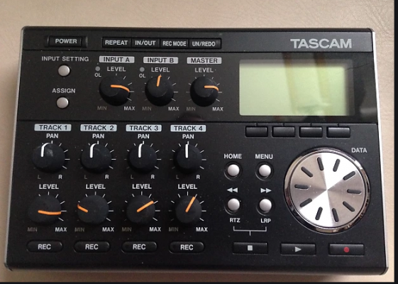 Multipista Tascam DP-004