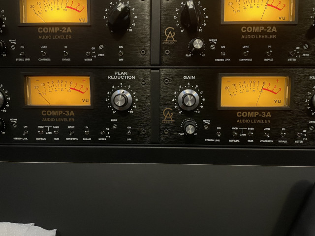Golden Age Como 3A+Rack