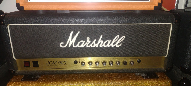 Marshall jcm900 mkiii 2100 por Gibson les paul std más pasta a tu favor (también vendo)