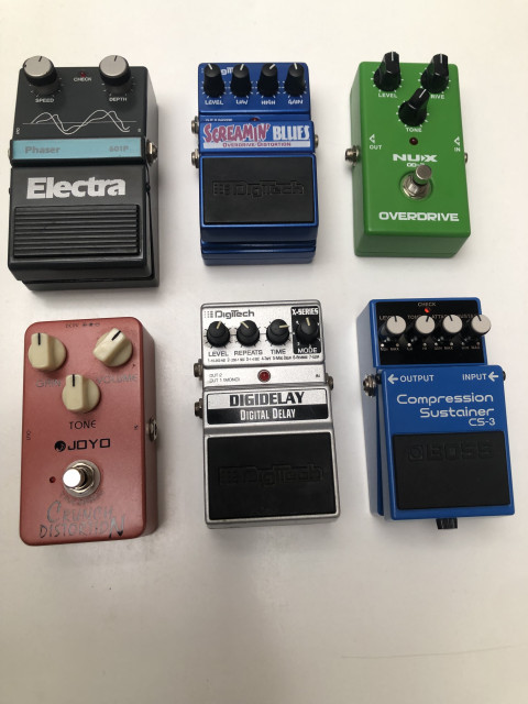 Varios pedales Boss, Digitech Nux, Joyo , Electra