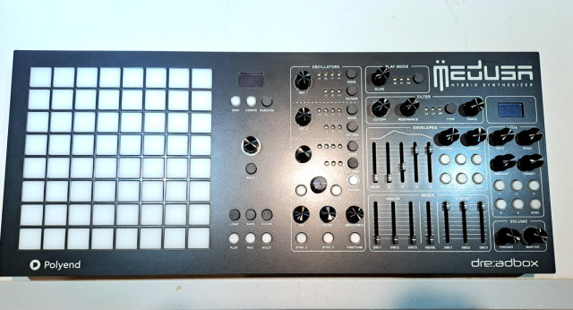 Vendo/Cambio Polyend Dreadbox Medusa