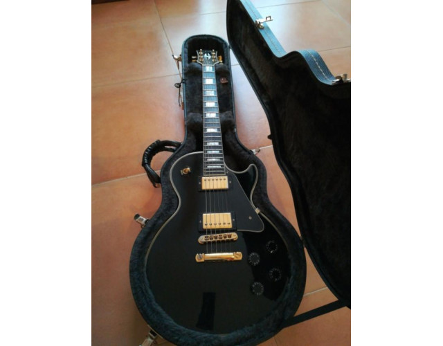 Gibson Les Paul Custom