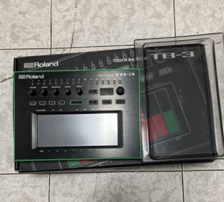 Roland Tb-3 + decksaver (env incl)