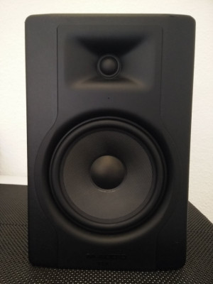 M-Audio BX8-D3, Par de monitores de estudio como nuevos