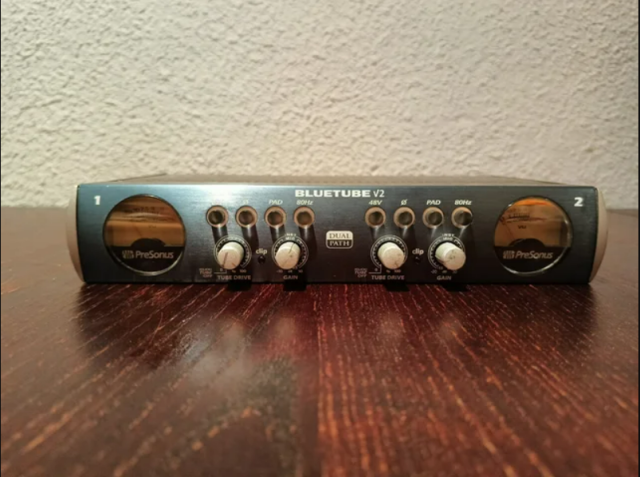 Presonus Bluetube DP V2 con vávula americana 12AX7