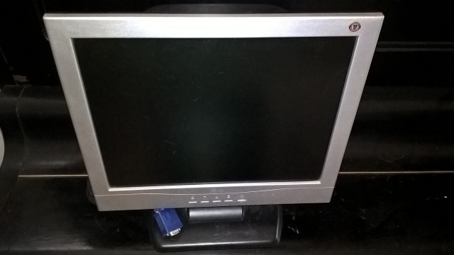 Monitor LG (VGA)
