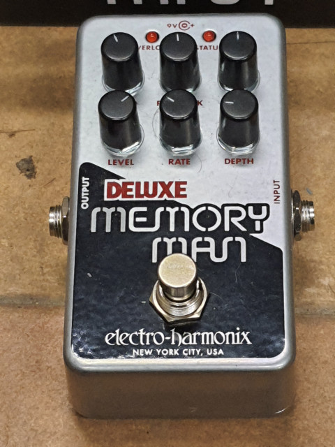 Electro harmonix memory man