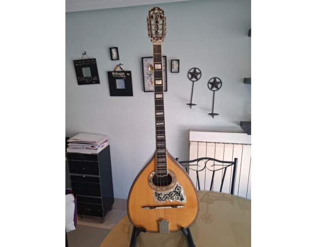 bouzouki artesanal