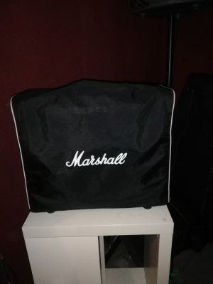 Marshall JCM 600