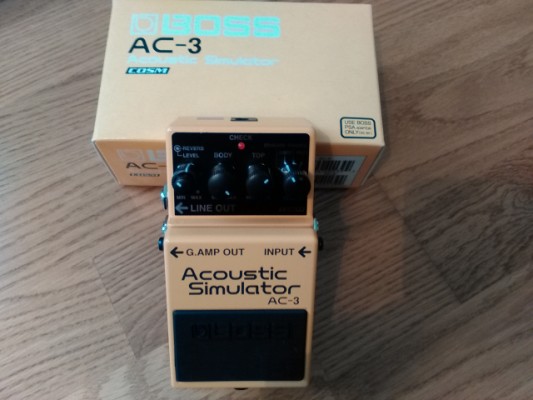 BOSS AC3 (Simulador guitarra acústica)