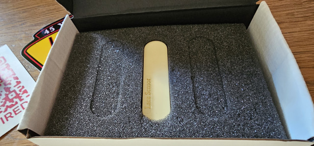 Lace sensor gold.