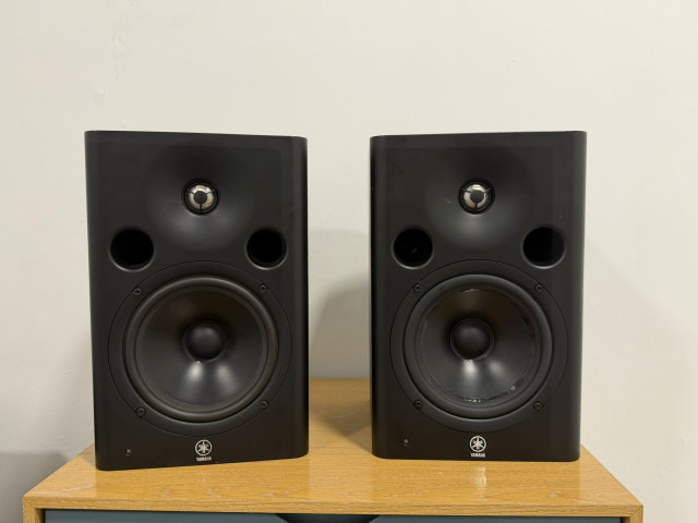 Altavoces de estudio Yamaha SP7
