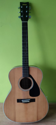 Guitarra  acústica Yamaha SJ 180