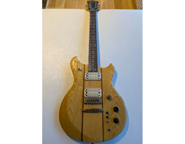 Ibanez St 300