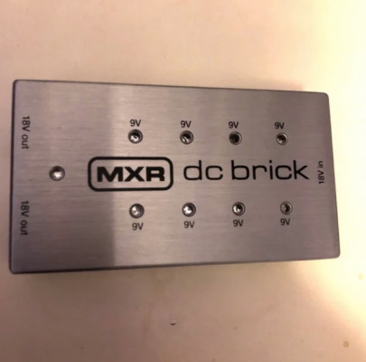 Fuente alimentacion pedales MXR DC Brick M237