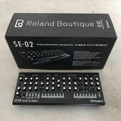 Roland SE-02