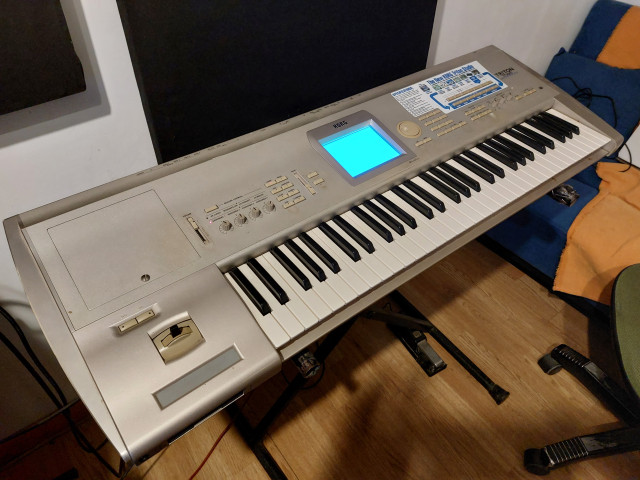 Korg Triton Studio 61