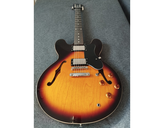 Epiphone 335 dot